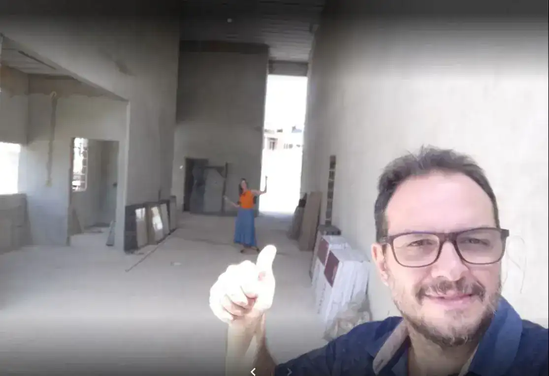 Cliente satisfeito com a laje protendida da IgluMe Lajes
